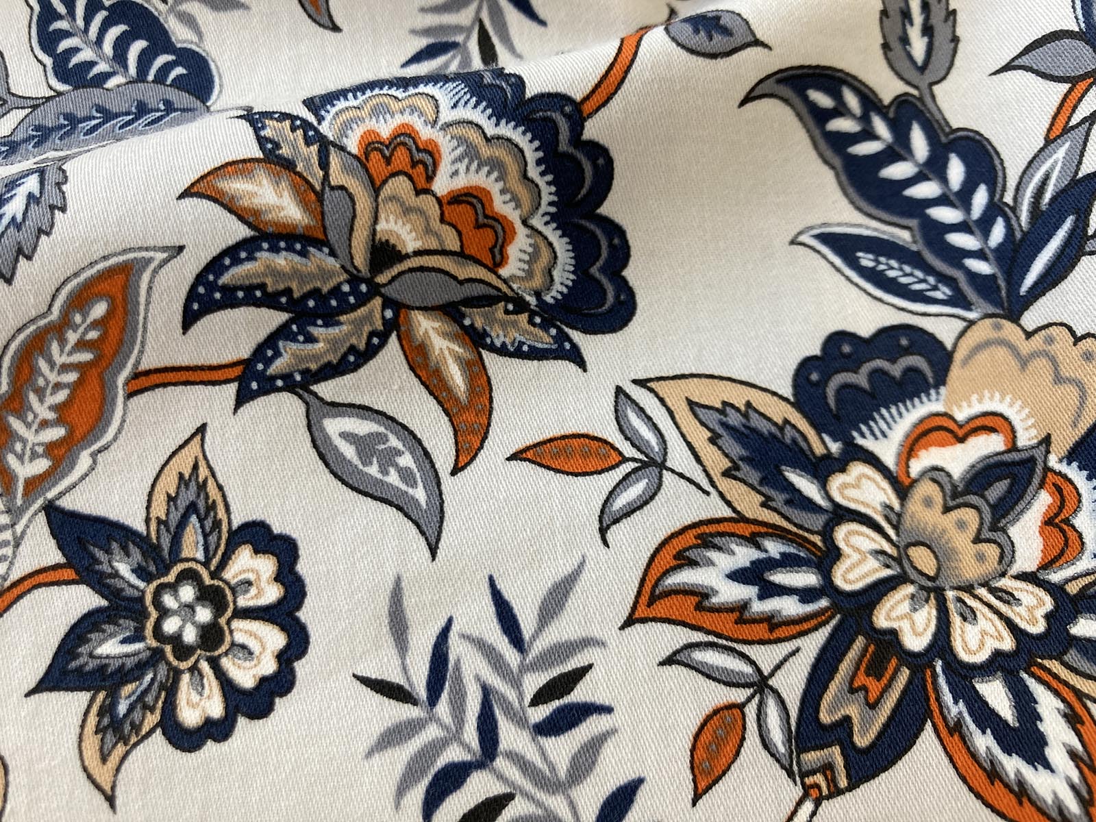 KCP633-62 [ D/#468 ]綿６０サテン広巾多色プリント