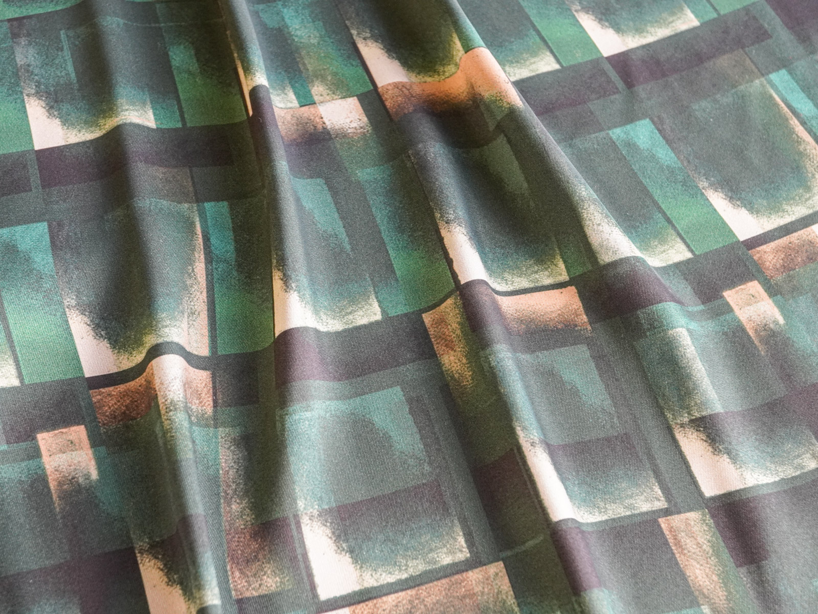 KDP0014-W [ D/#D-786 ]ブライト７５ｄツイルインクジェットプリント