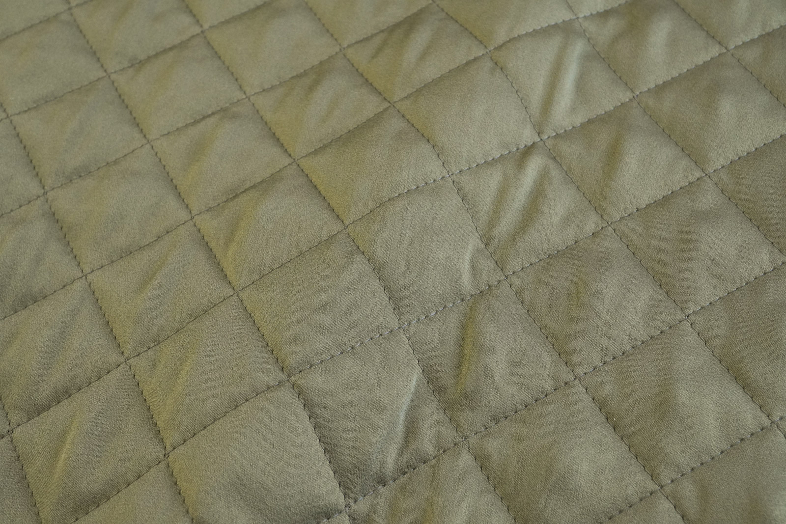 KFQ8031-58 [ D/#2 ]Quilted Polyester Silky Satin