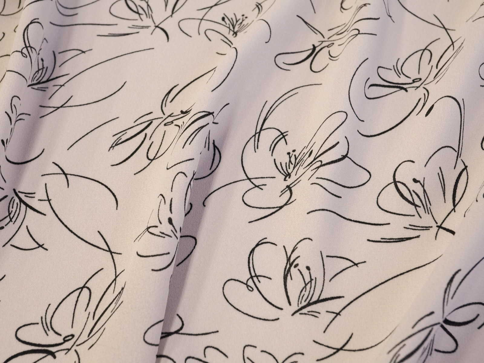 KKP2045E2X-W [ D/#SB-335 ]ＥＣＯバックサテンアムンゼン広巾単色プリント