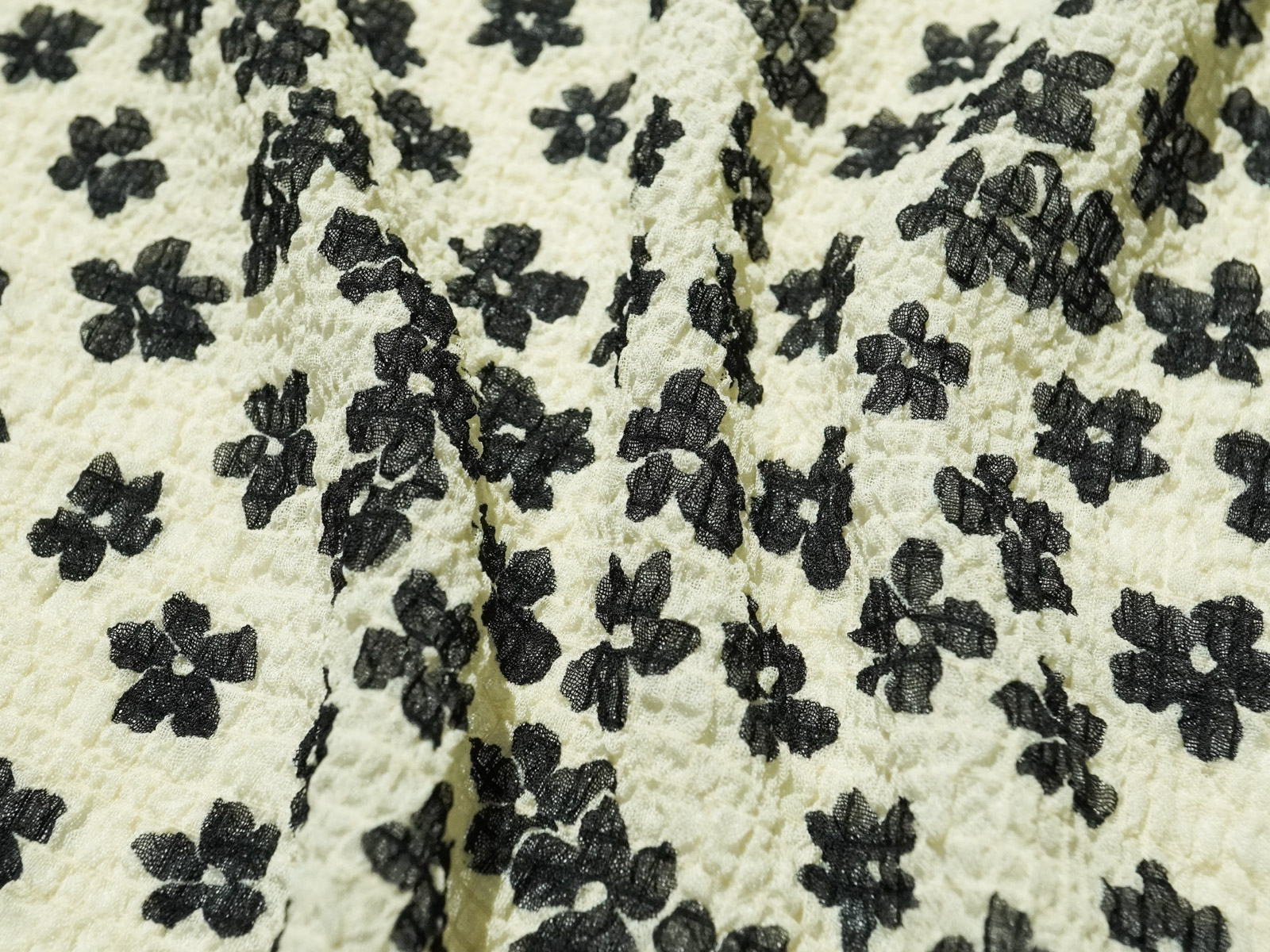 KKP3066 [ D/#173 ]Printed Polyester Stretch Sheer Sucker