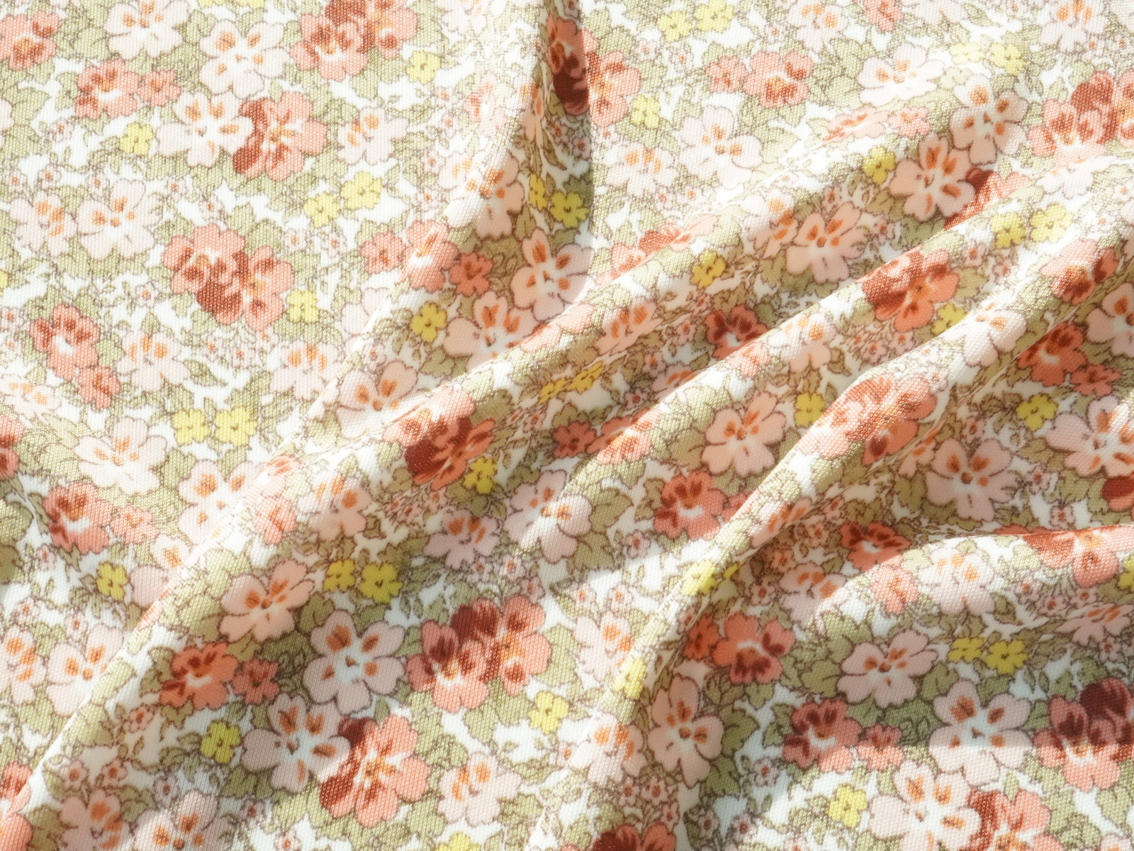 KKP3395L [ D/#43 ]７５ｄスムースリバティプリント