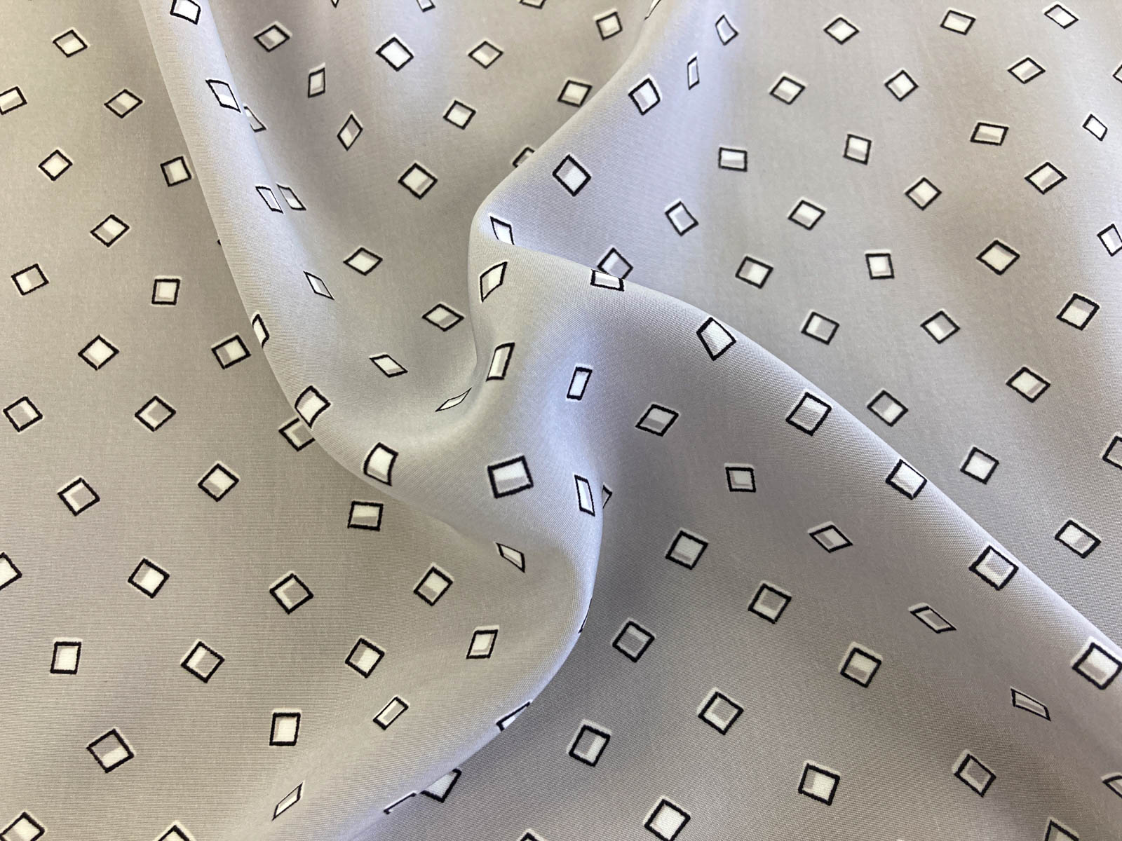 KKP3602-58 [ D/#SB-213 ]ニューウ゛ィーナスデシン広巾ロータリー有色プリント