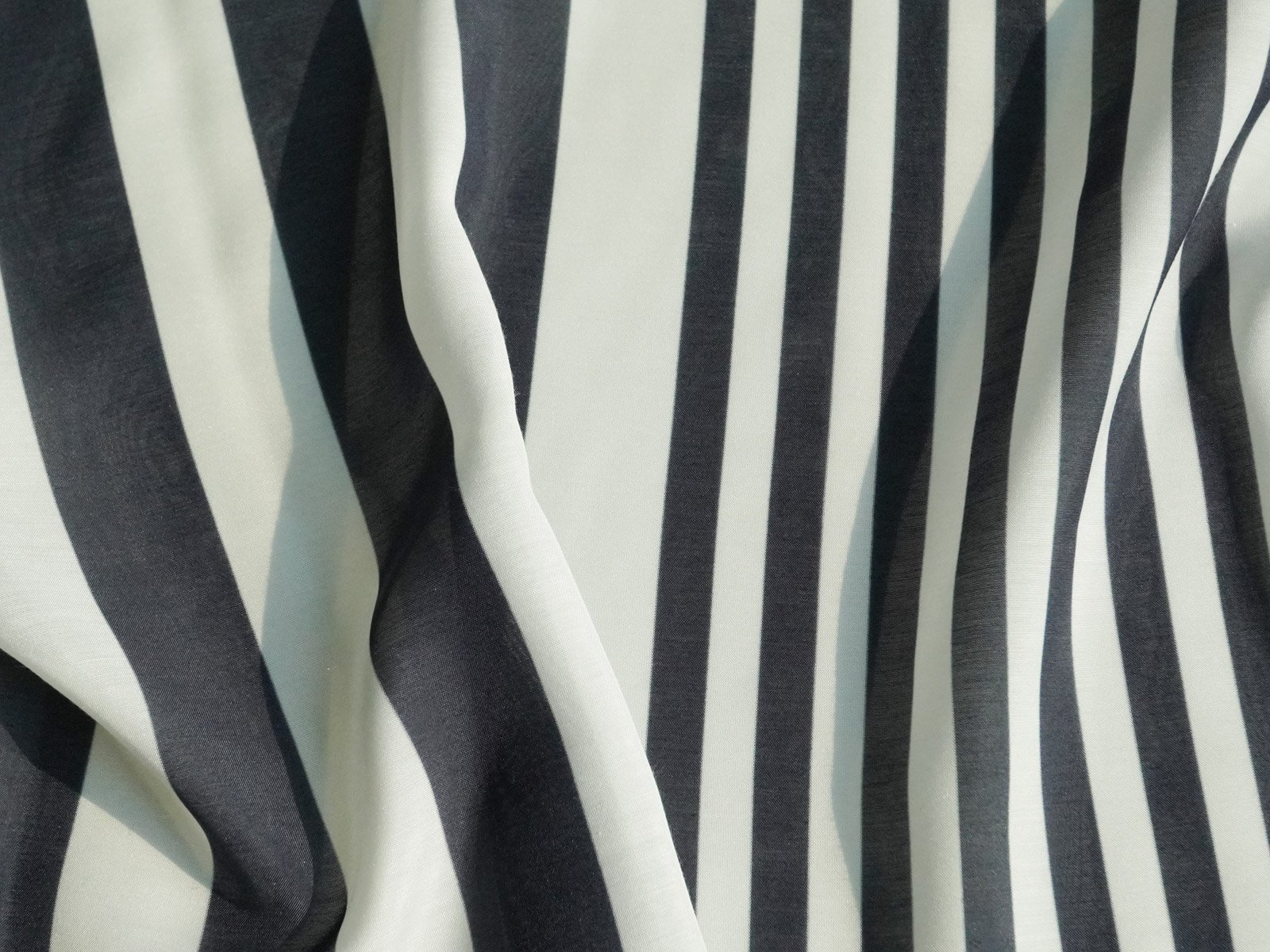 KKP5601-58 [ D/#SB-319 ]Printed Polyester Spun Lawn