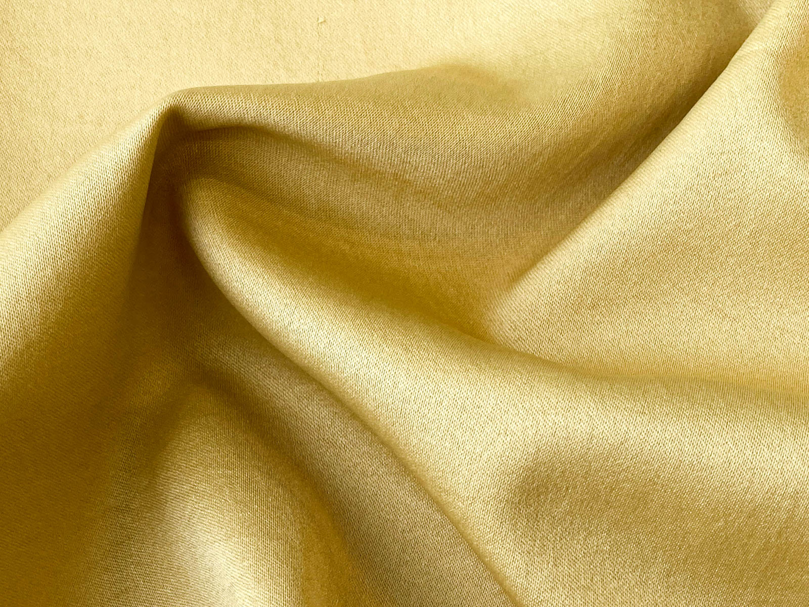 KKF1909RSY Dyed Polyester Stretch Satin Vintage Finish