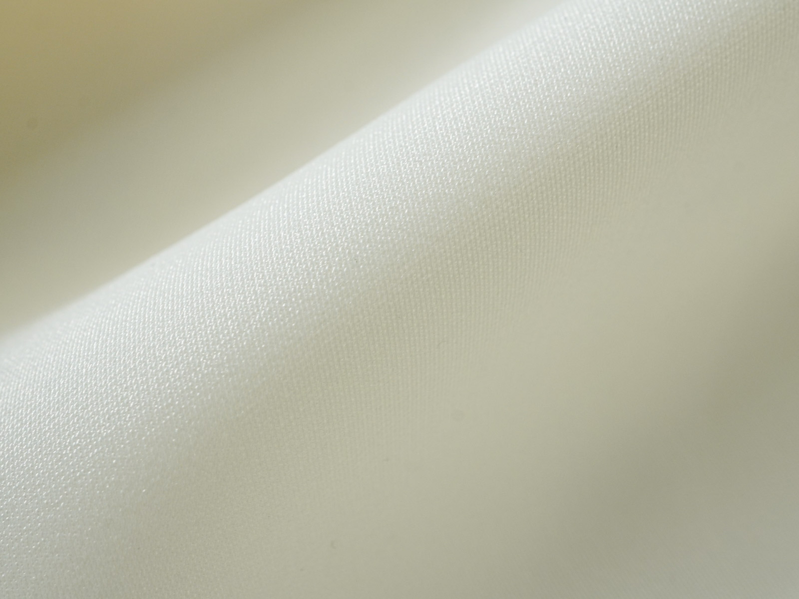KKF8209E2X-W Dyed Twisted Recycled Polyester Satin Stretch