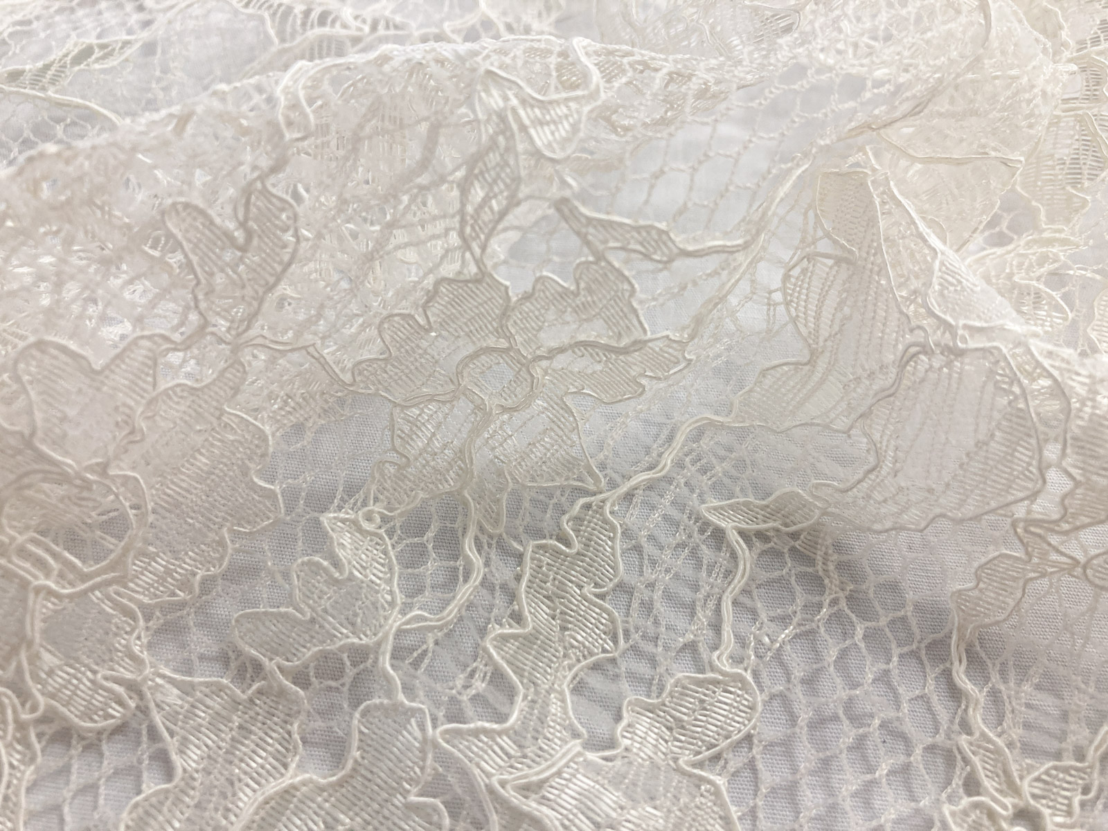 KKF8575 [ D/#5 ]Dyed Rayon Nylon Scalloped Cord Lace