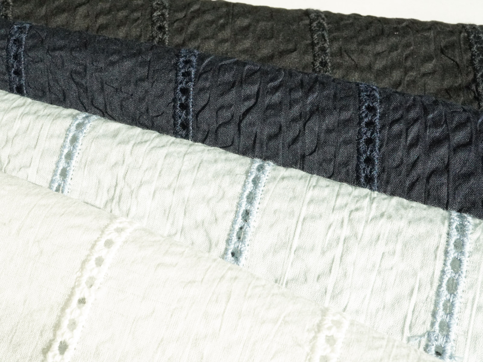 KCL808MW [ D/#3135 ]８０ローンミラクルウェーブエンブロイダリーレース