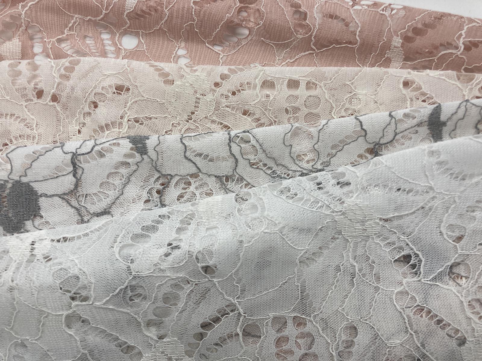 KKF8551-58 [ D/#1 ]Dyed Polyester Rayon Scalloped Cord Lace