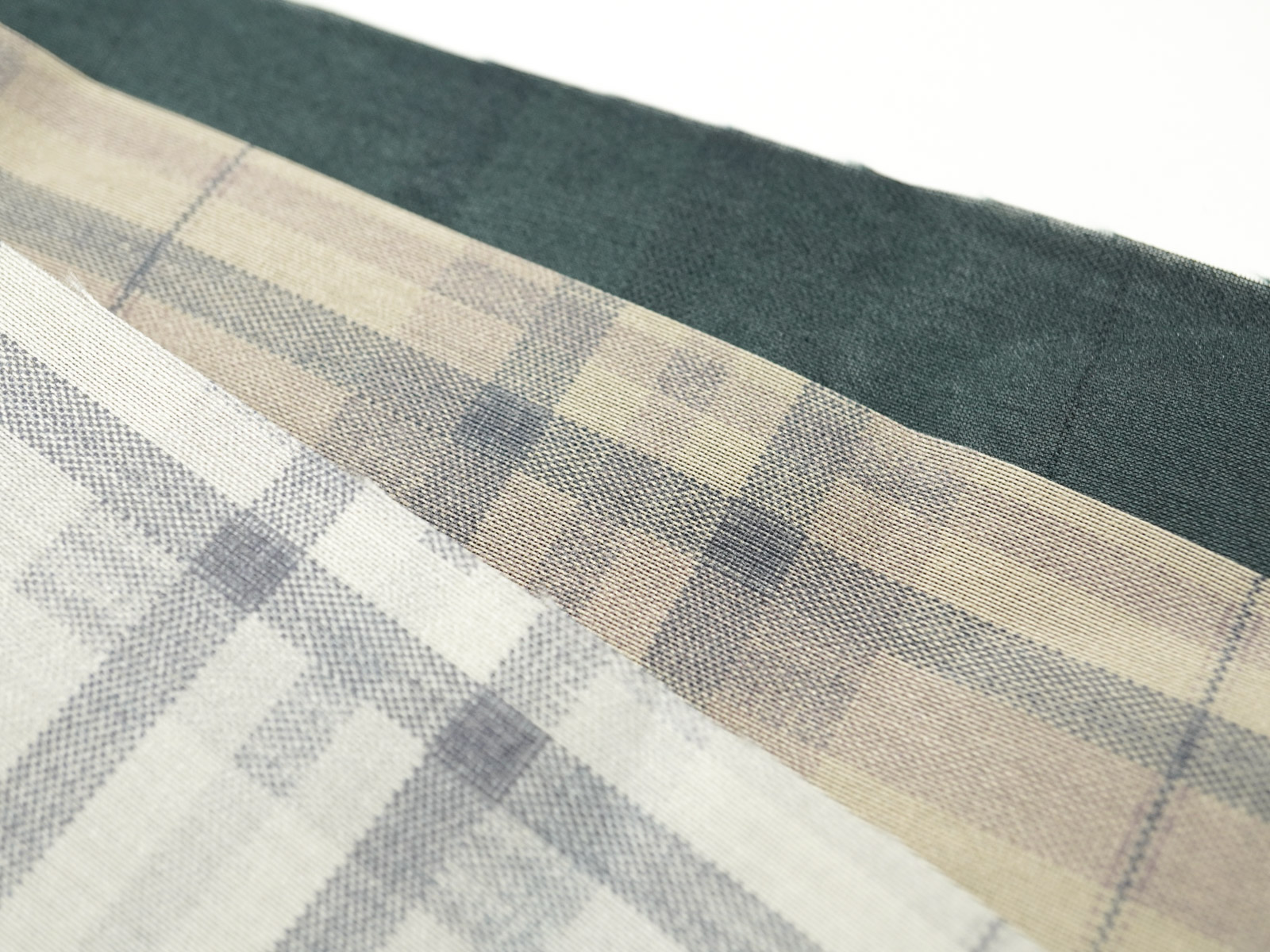 KKP1071-W [ D/#HM-118 ]２０分繊スパンオーガンジー多色プリント