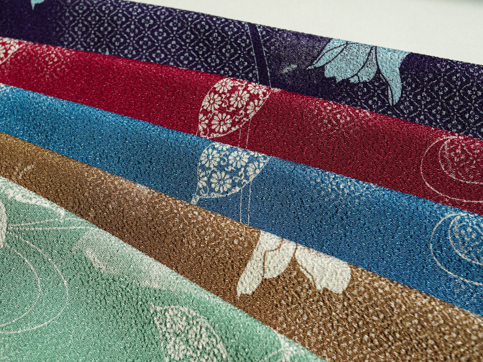 KKP3338 [ D/#花に小紋 ]二越ちりめん®単色プリント