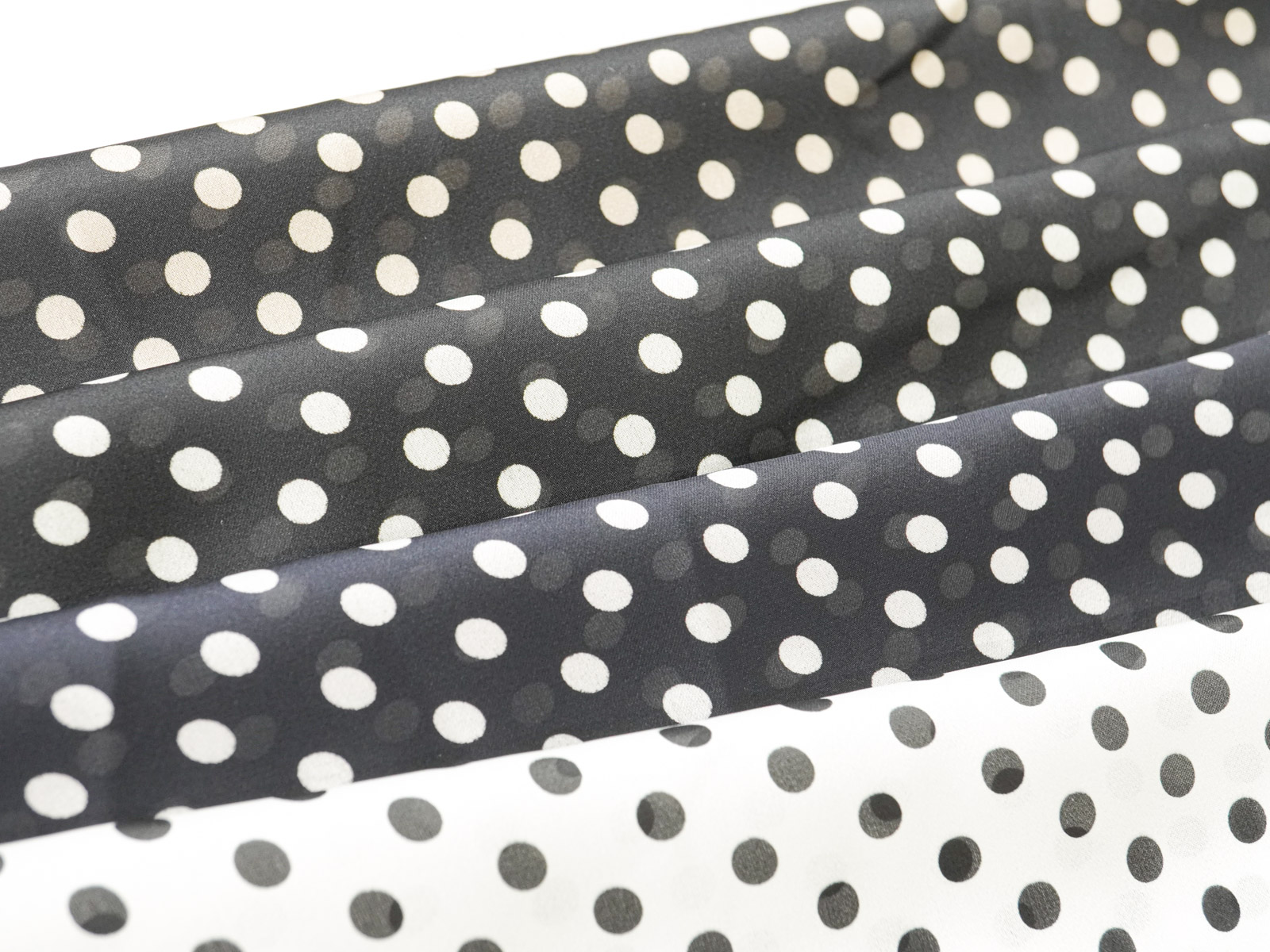 KKP9343E2X [ D/#13 ]Printed Recycled Polyester 30d Satin Organza