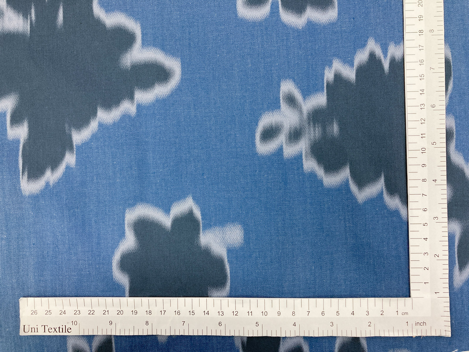 KYG780-W [ D/#HM-96 ]４ｏｚ色落ちしにくいライトデニム顔料抜染プリント